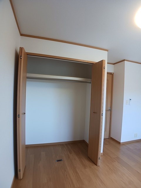 トゥインクルタウンＭ　Ⅰ 202 収納