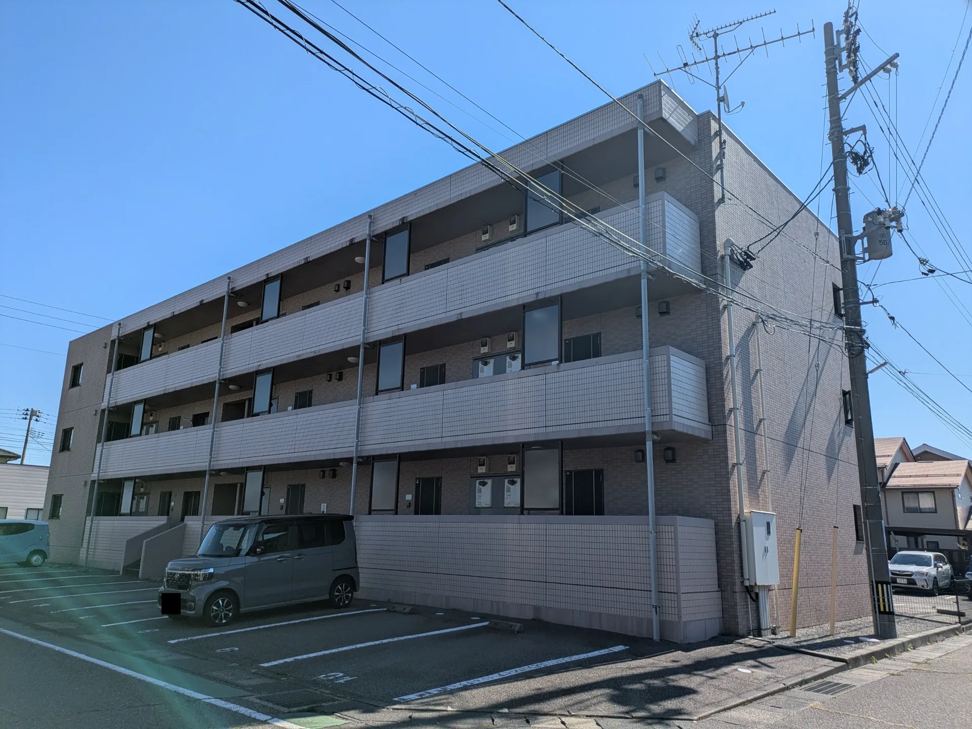 サン・ローズ 203 外観