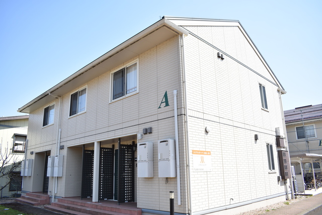 ロイヤルガーデン南城　Ａ棟 101 外観