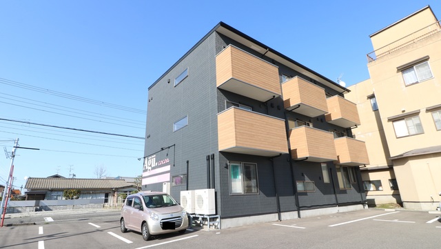 ヴィオールチェ 202 外観