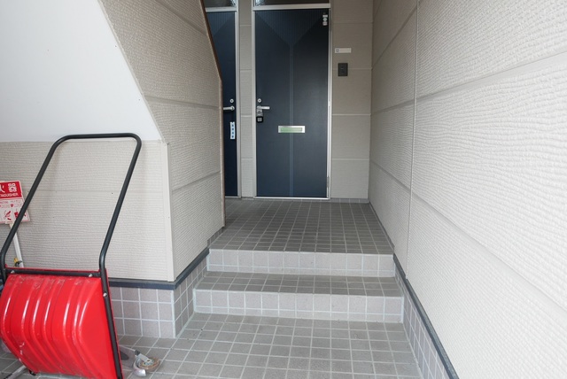 ロイヤル美里A 203 玄関