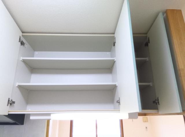 リーベンヴィラ 303 収納