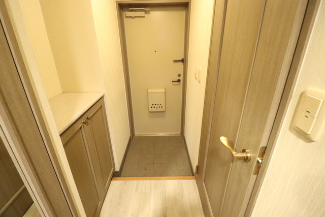 ライオンズマンション新潟古町 1005 玄関