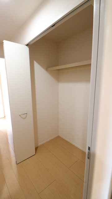 ピオニー 205 収納