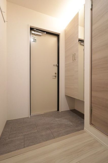 D-ROOM福住 A棟 301 玄関