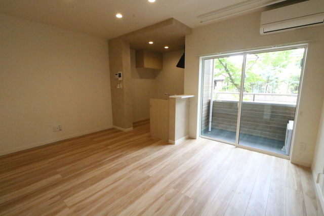 Common北葉町 102 リビング