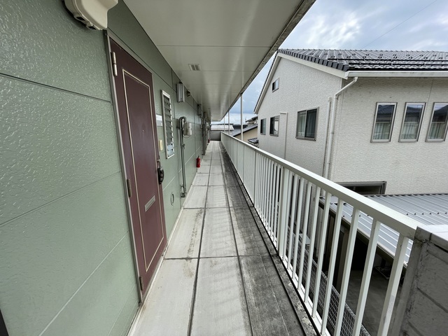 川西アストルⅡ 202 玄関