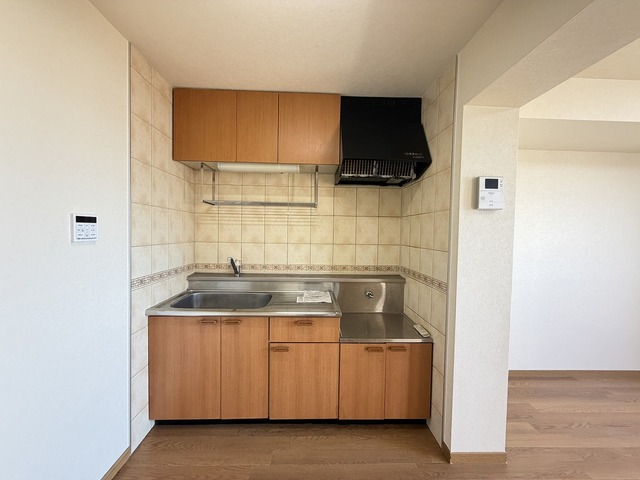 ファミーユ 405 キッチン