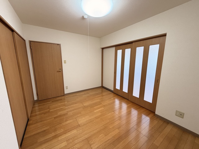 グランディール緑町 103 リビング