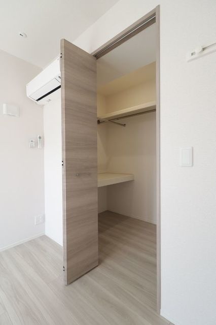 D-ROOM福住 A棟 303 収納