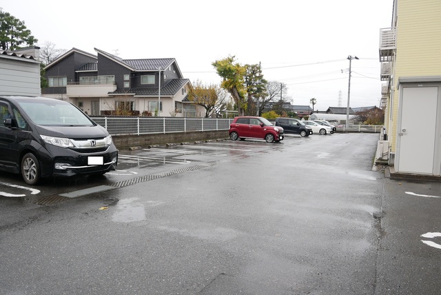 メランジェＡ 202 駐車場