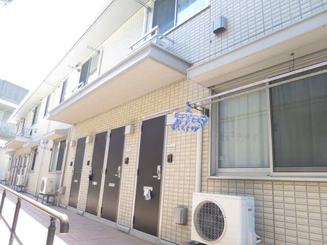 ロベール新和 201 玄関