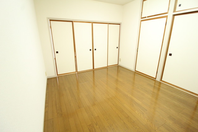 ハイライフ鳥屋野 205 リビング