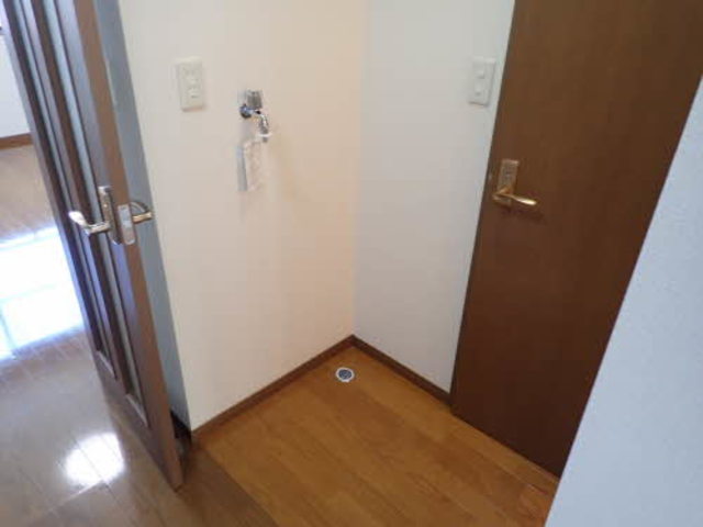 ベルテ米山 201 玄関