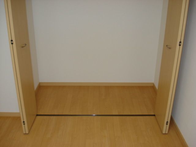 コンシェルジュ 106 収納