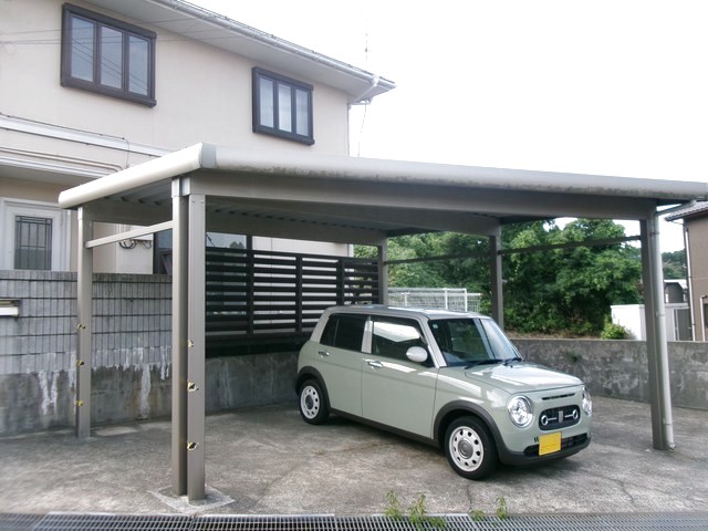 テラスサンフローリー 102 駐車場