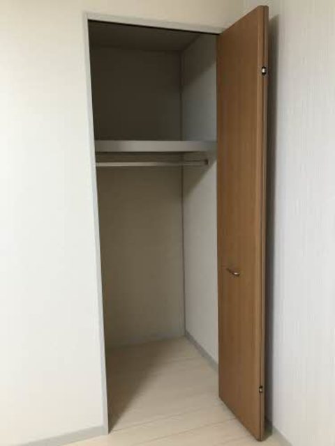 ウイングⅡ　E 102 収納