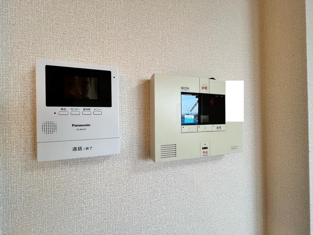 パインハウス　Ⅳ 205 セキュリティ