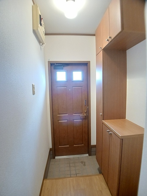 グローリアスⅠ 103 玄関