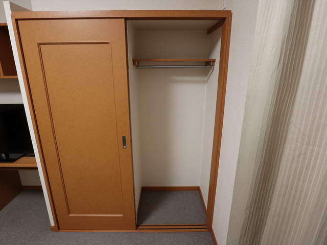 レオパレスカルミア住吉Ｂ 206 収納