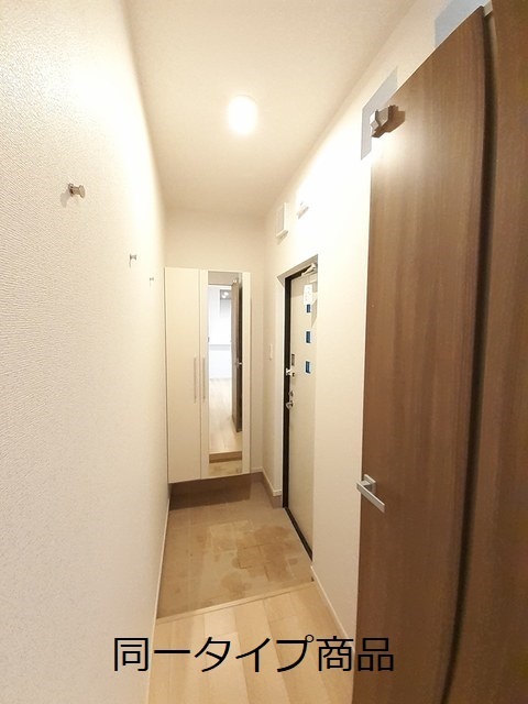 ルミナ 103 玄関