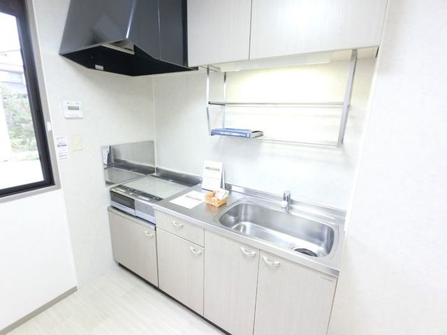 フォンティーヌ白銀　A 102 キッチン