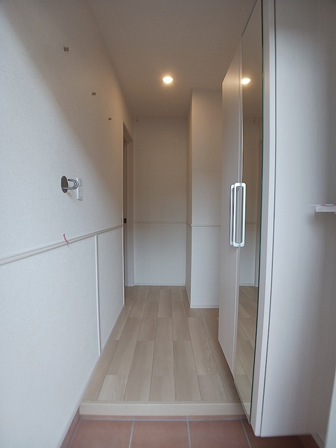 クレストⅠ 102 玄関