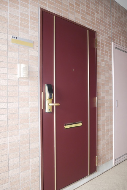 エトワール白新町 2A 玄関