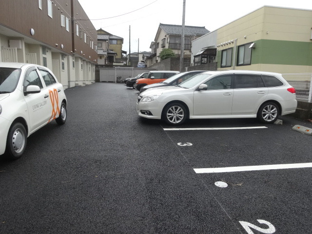 グランクレスⅠ 102 駐車場