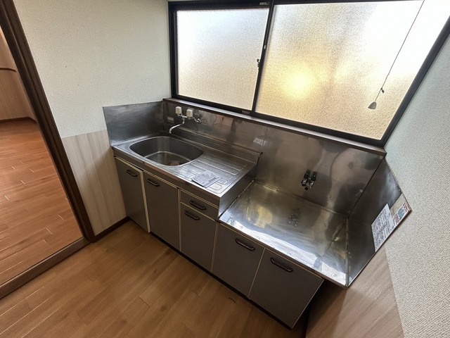 アリオス新大 102 キッチン
