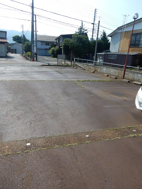 ＶＩＶＡセントラル 105 駐車場