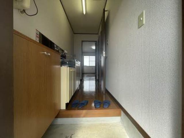 ハウス直　A 101 玄関
