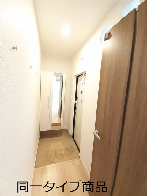 ルミナ 105 玄関