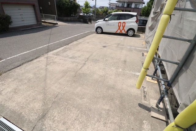 ヴィラエスペランサ 102 駐車場