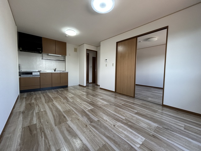 フィルコート新町　参番館 203 リビング