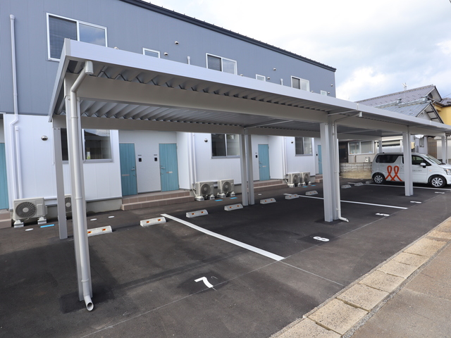 Common東新町 205 駐車場