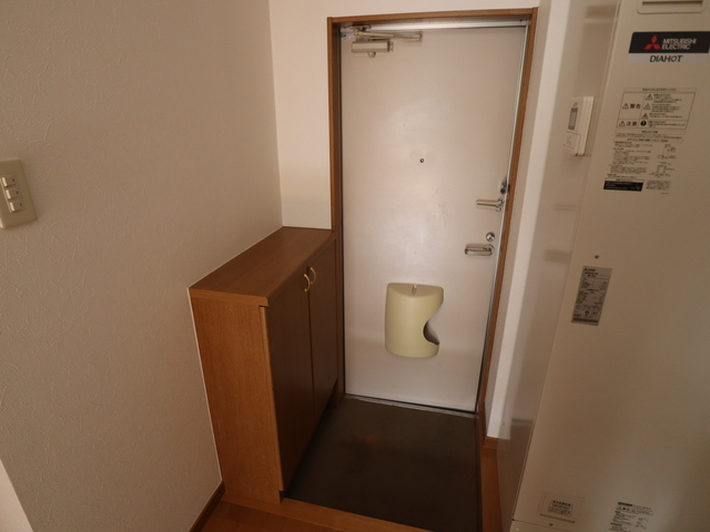 エスポワール中曽根Ⅰ 112 玄関