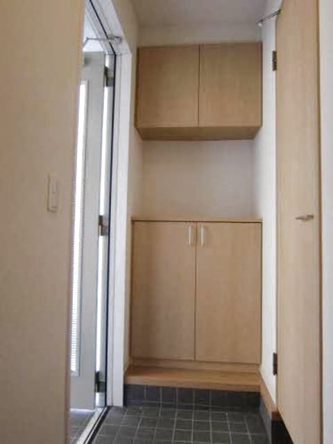 サザンルミエ 102 玄関