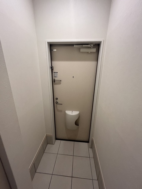 Ｃｏｍｍｏｎ上所 205 玄関