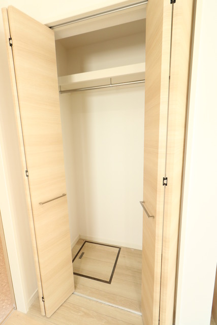 Common中木戸 301 収納