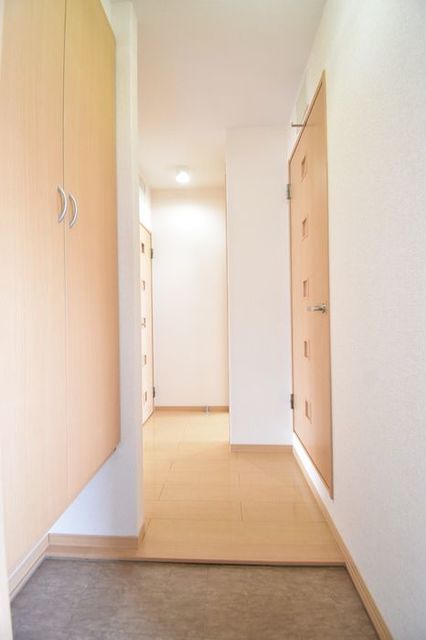 コンフォール亀田向陽 205 玄関
