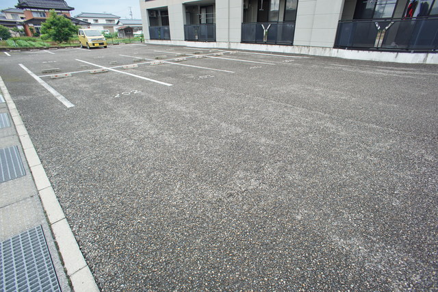 グランヴェールⅡ 201 駐車場