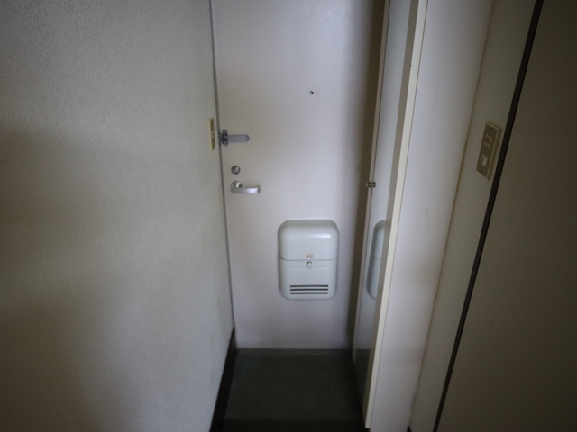 ロイヤルパレス新発田　A 105 玄関