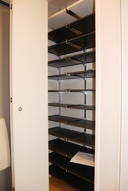 ステューディオ　ウィロー 102 収納