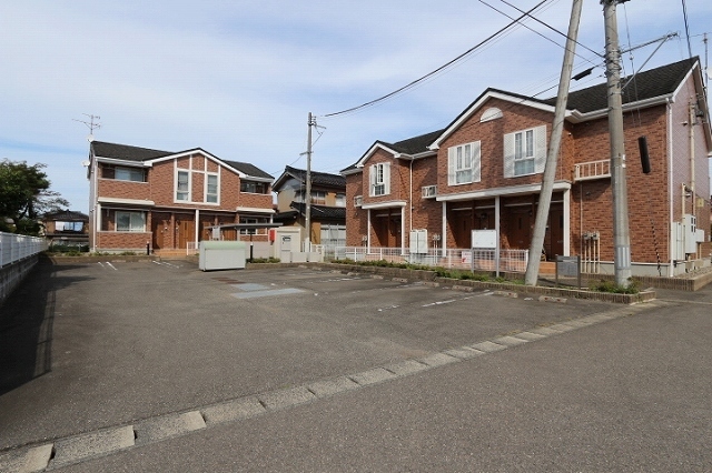 フィオレンテⅡ 102 駐車場