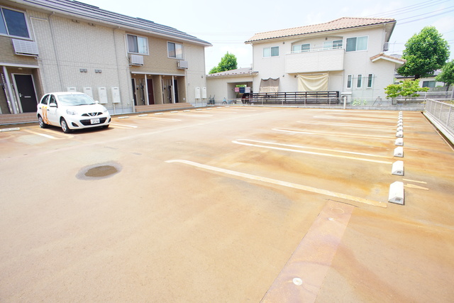 ＢＥＳＴ ＨＯＵＳＥ　Ⅲ 202 駐車場