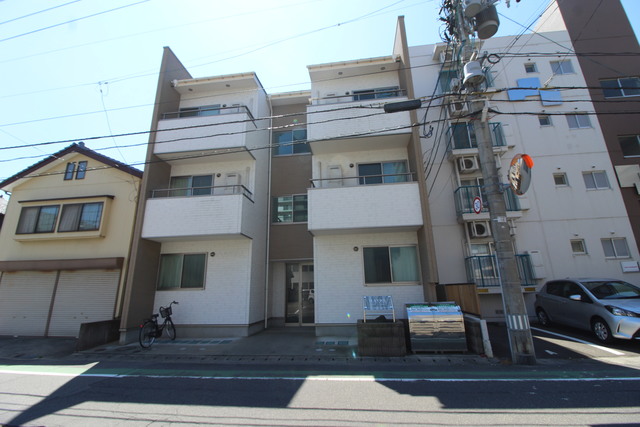 HATRE笹口 102 外観
