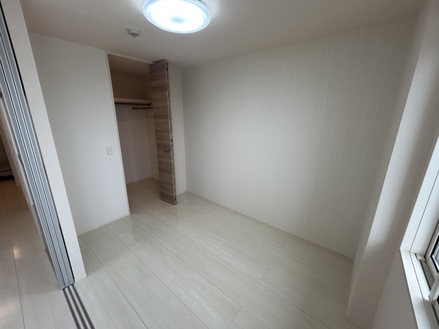 アクシア西本町 306 リビング