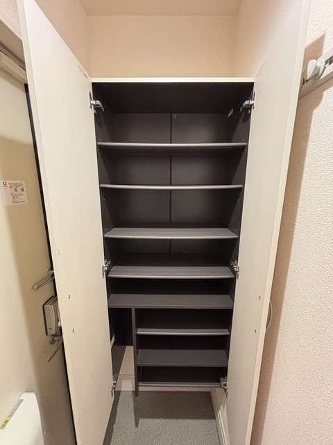 サニーハイム寺尾 105 収納