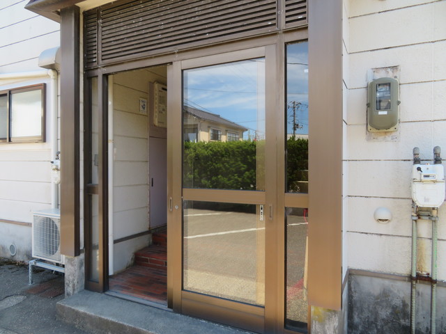 タナベマンション 203 玄関
